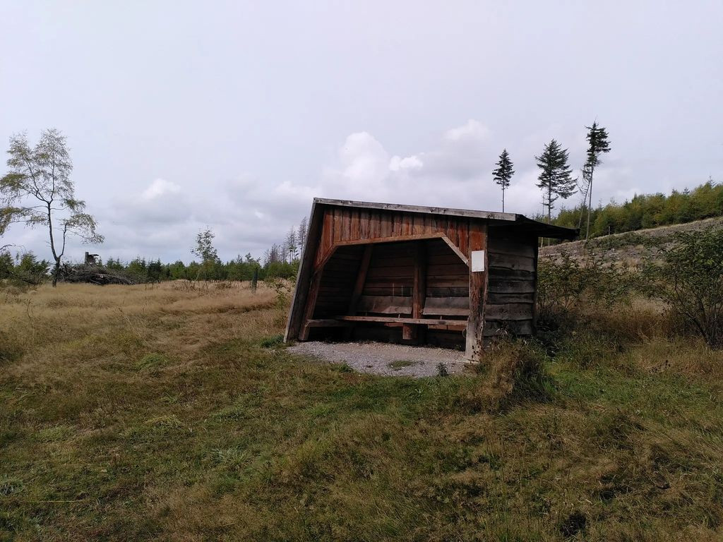 59929 - Biwakplatz mit Schutzhütte