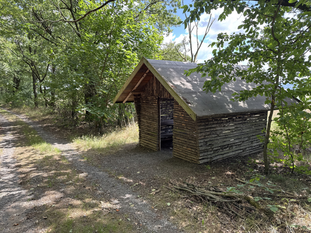 Shelter near Schwosdorfer Straße