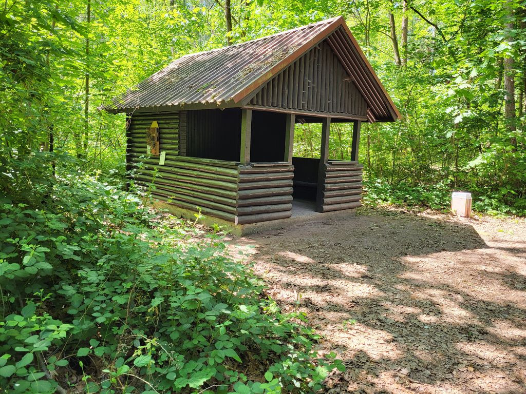 Schutzhütte an der Spielstrasse