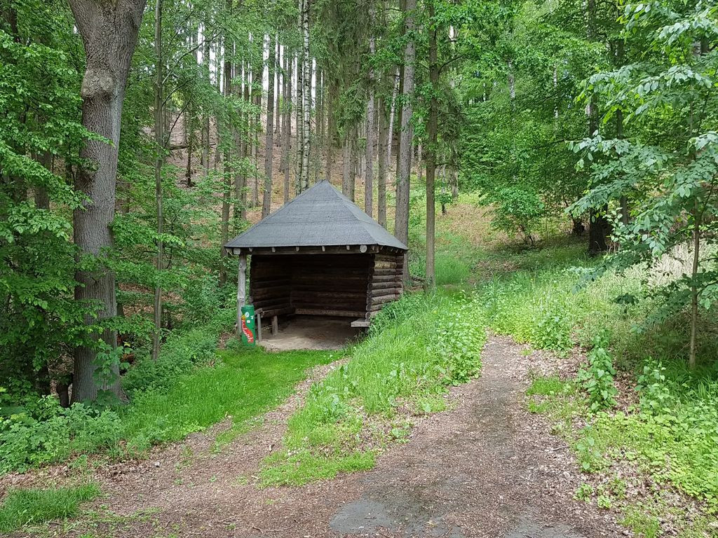 Shelter near Rennweg