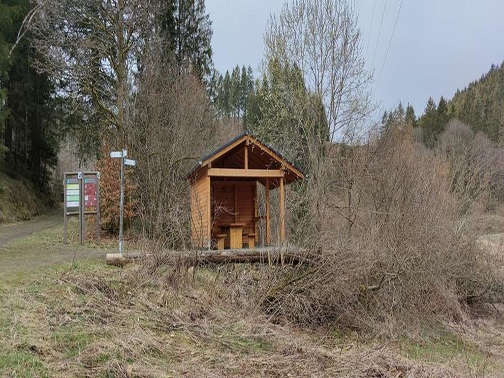 Lunch shelter near K 76