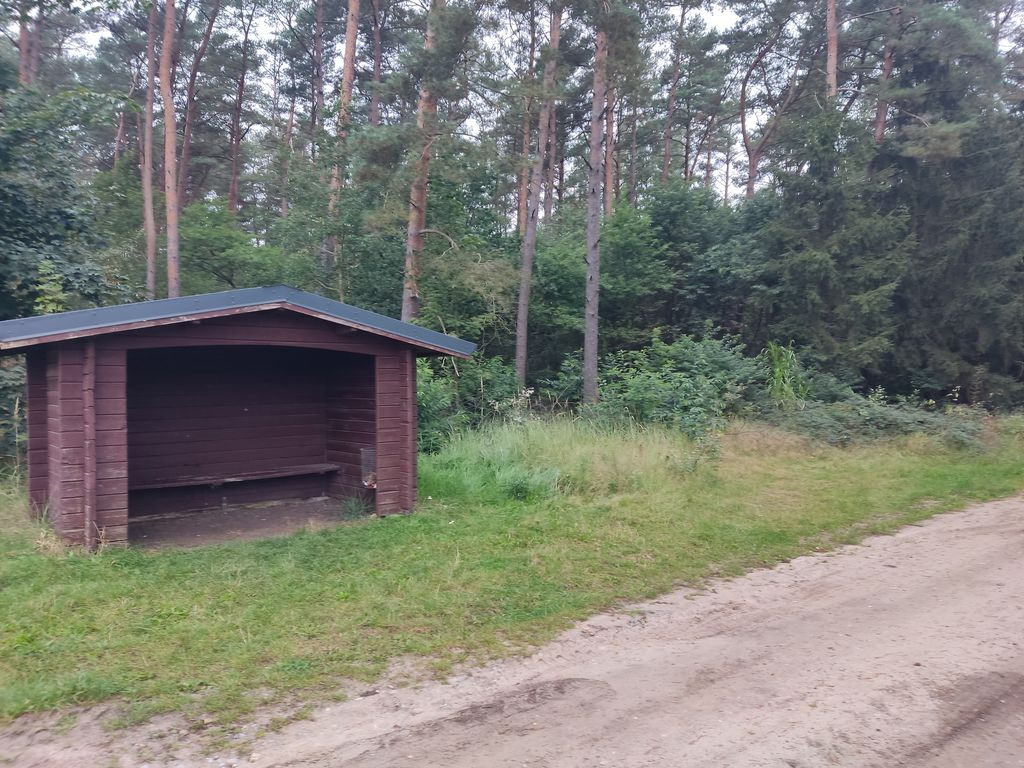 Open shelter
