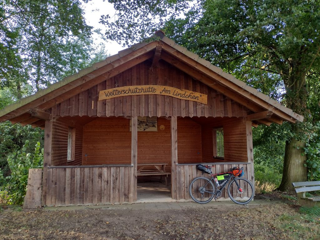 36166 - Wetterschutzhütte Am Lindchen