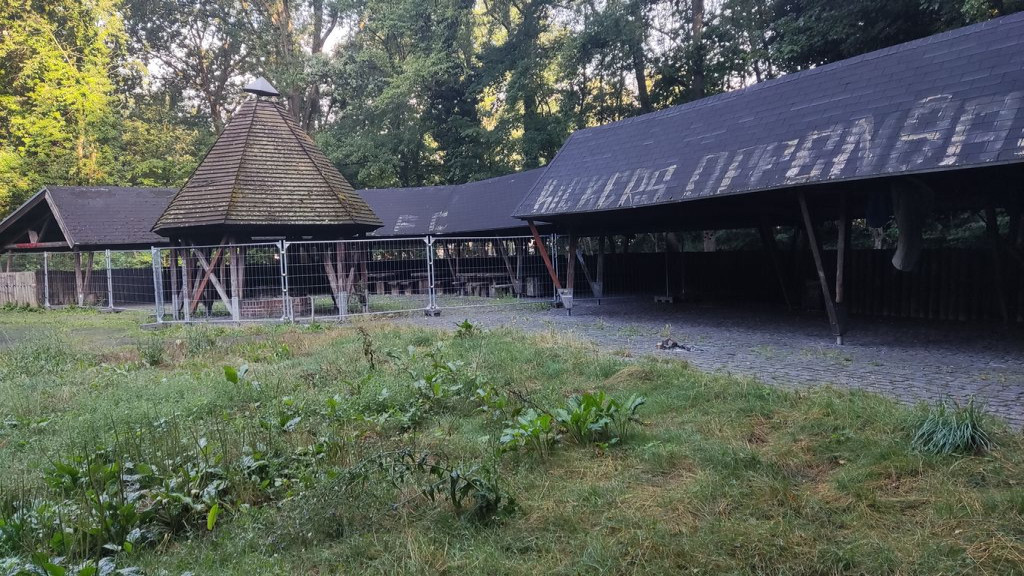 Große Schutzhütte/Unterstand