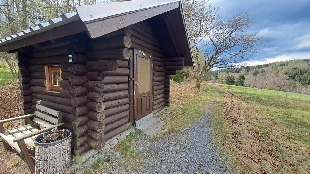 Shelter near Talweg