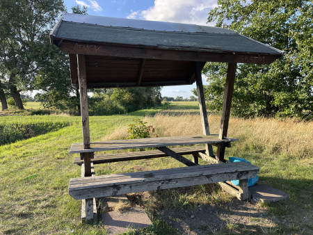 Lunch shelter near L 91