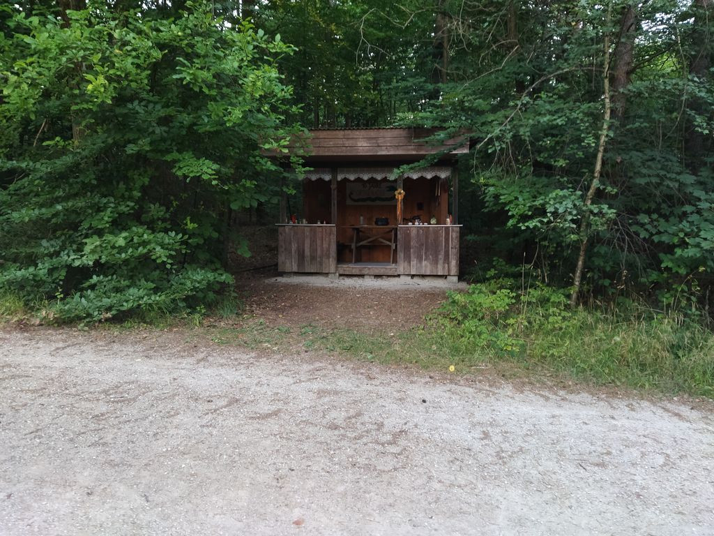 Schutzhütte 10 Jahre Giftige Natter