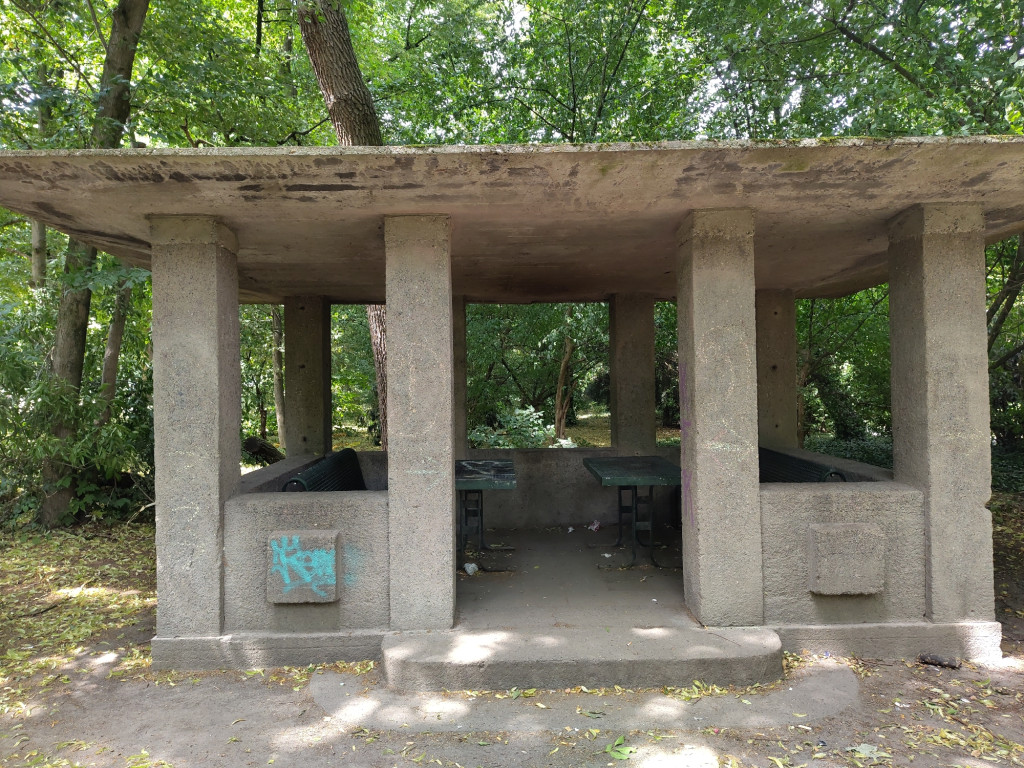 Lunch shelter near Parkgürtel
