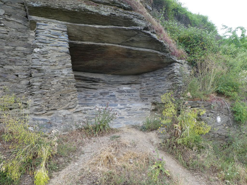 Felsunterstand Oelsbergsteig