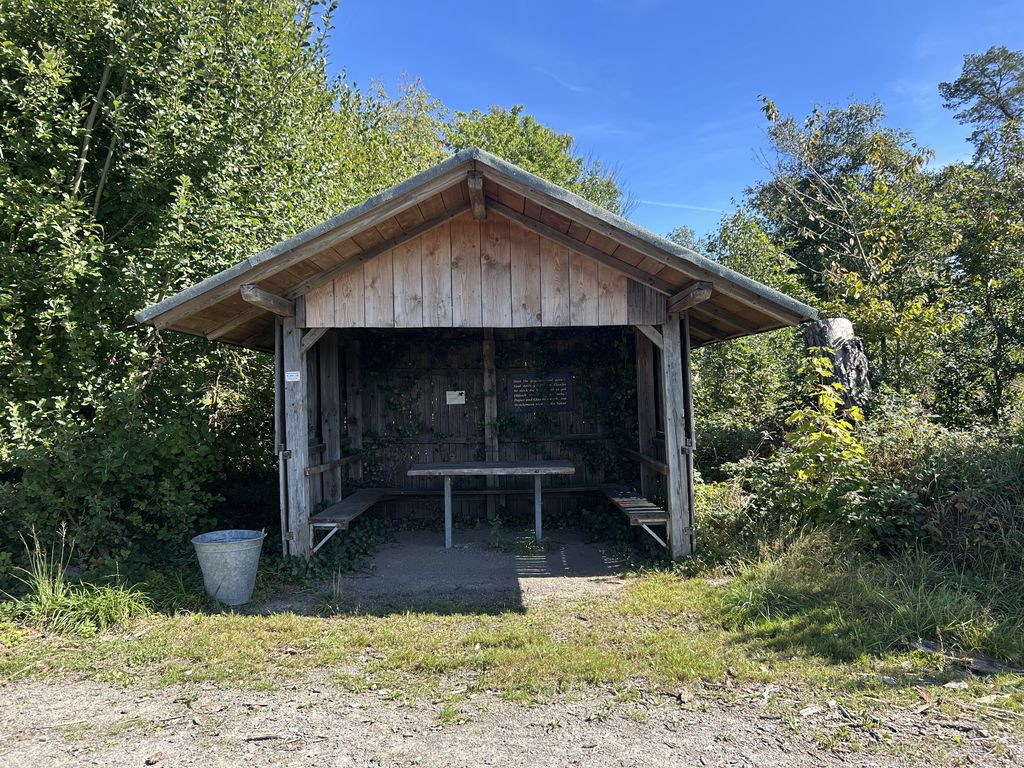 Schutzhütte am Metabolon