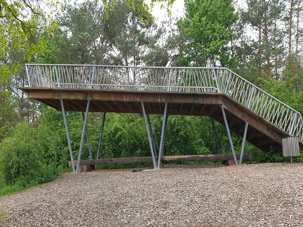 Fliegendes Dach (flying roof)