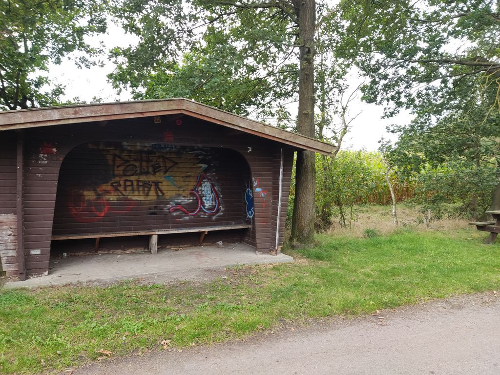 Open shelter