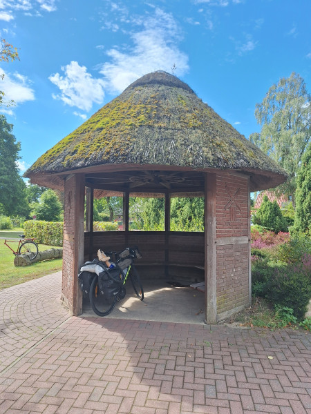Lunch shelter near Hauptstraße