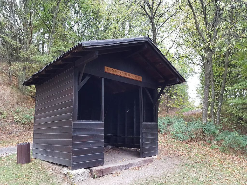 Hütte auf dem Perich