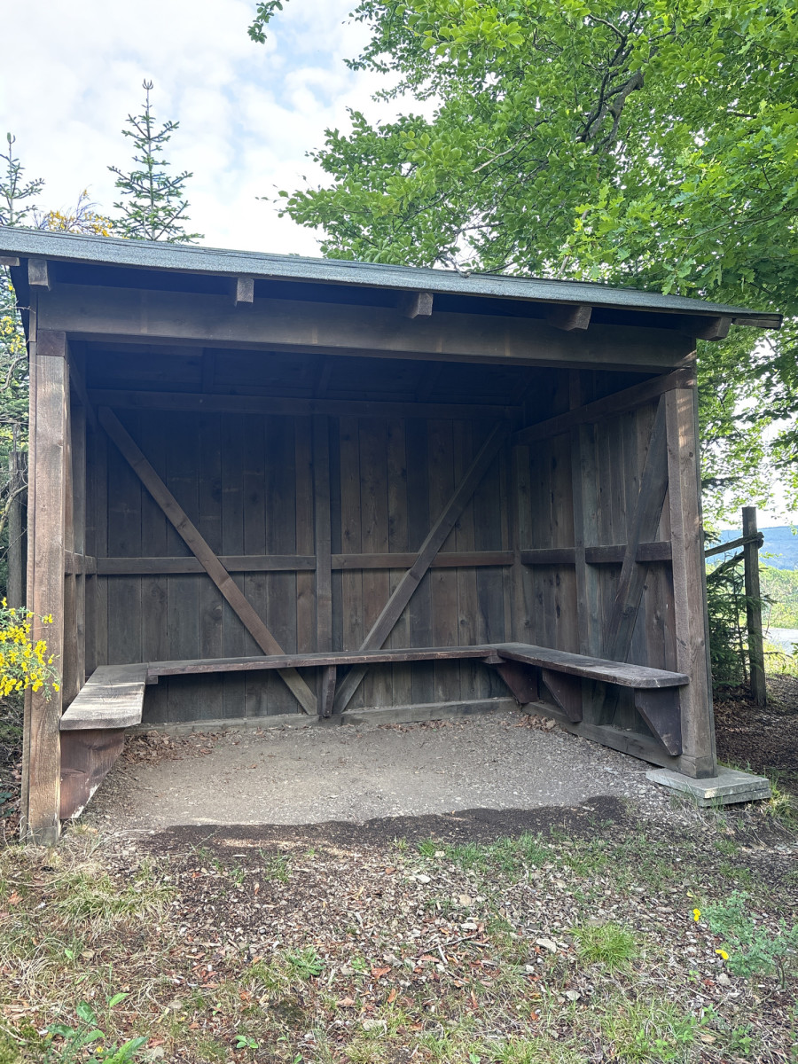 Shelter near Habbeckestraße