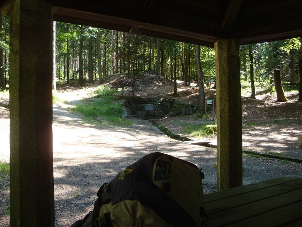 Unterstand an der Saalequelle