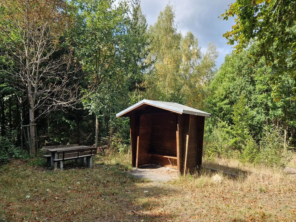 0650- Schutzhütte