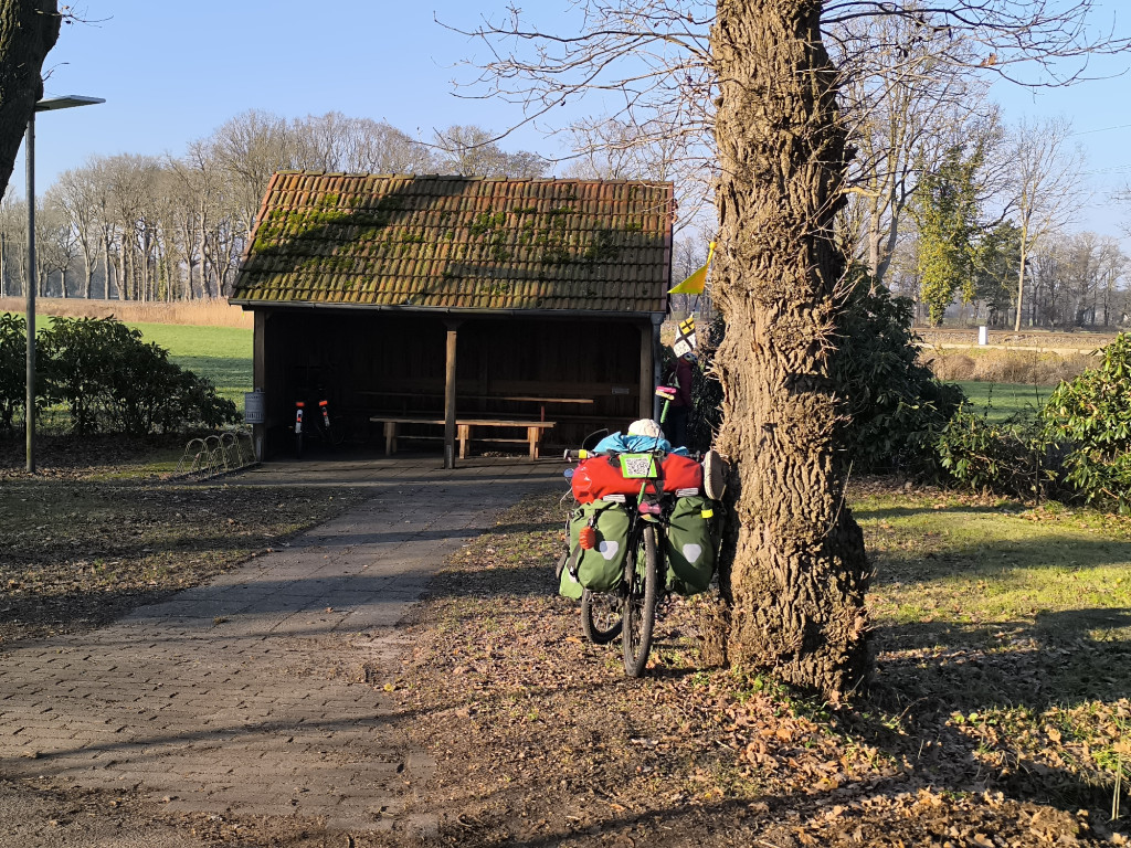 Lunch shelter near Am Dreieck