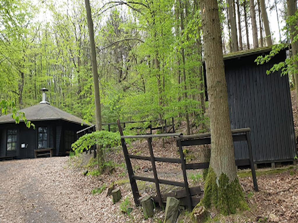 Lean-To "Hubertushütte"
