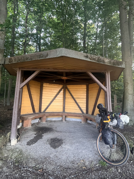 Lunch shelter near Bergbadweg