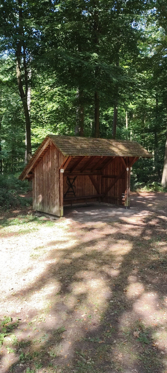 Shelter near In der Brake