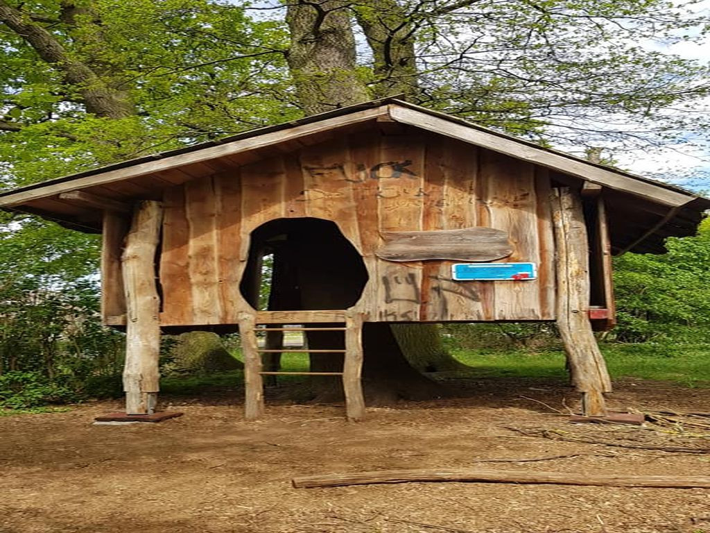 Shelter near Patershäuser Weg