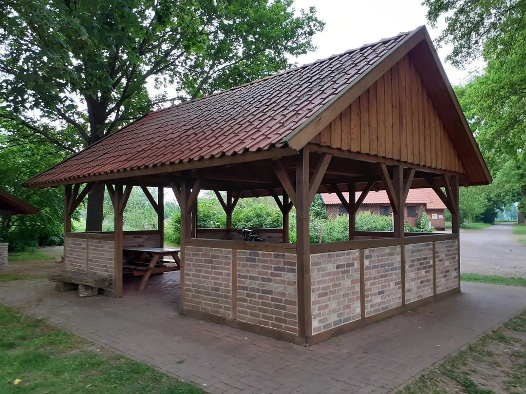 32469 - Schutzhütte Schlüsselburg