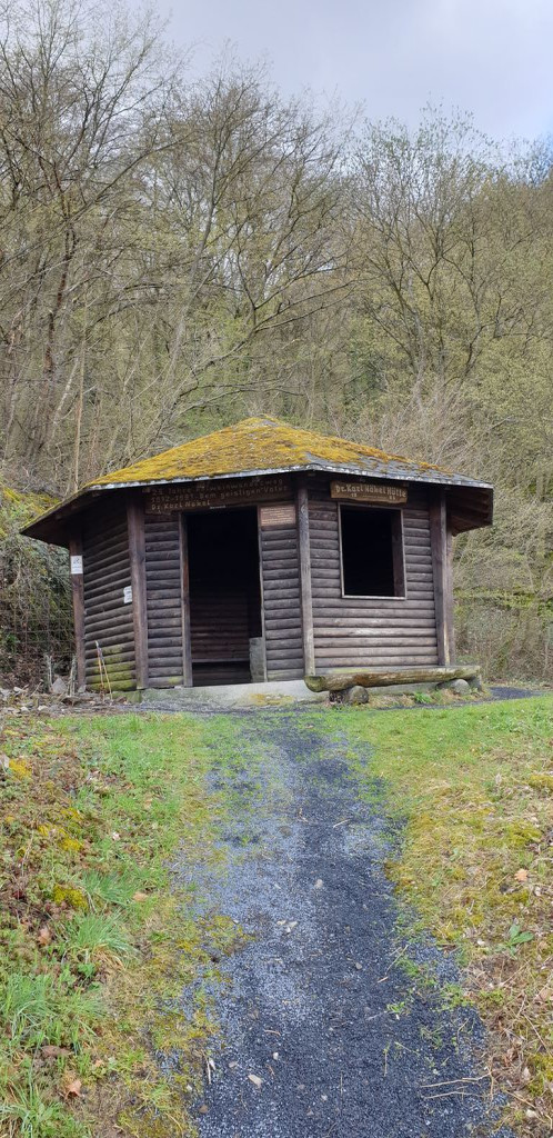 Dr. Karl Näkel Hut in Dernau
