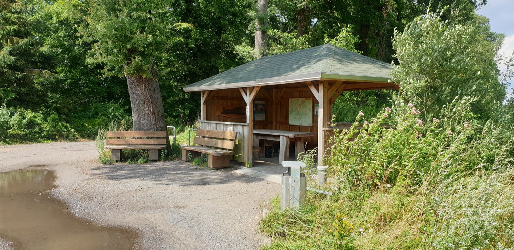 Shelter near Dängsel