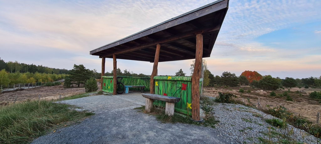 Schutzhütte / Aussichtsplattform