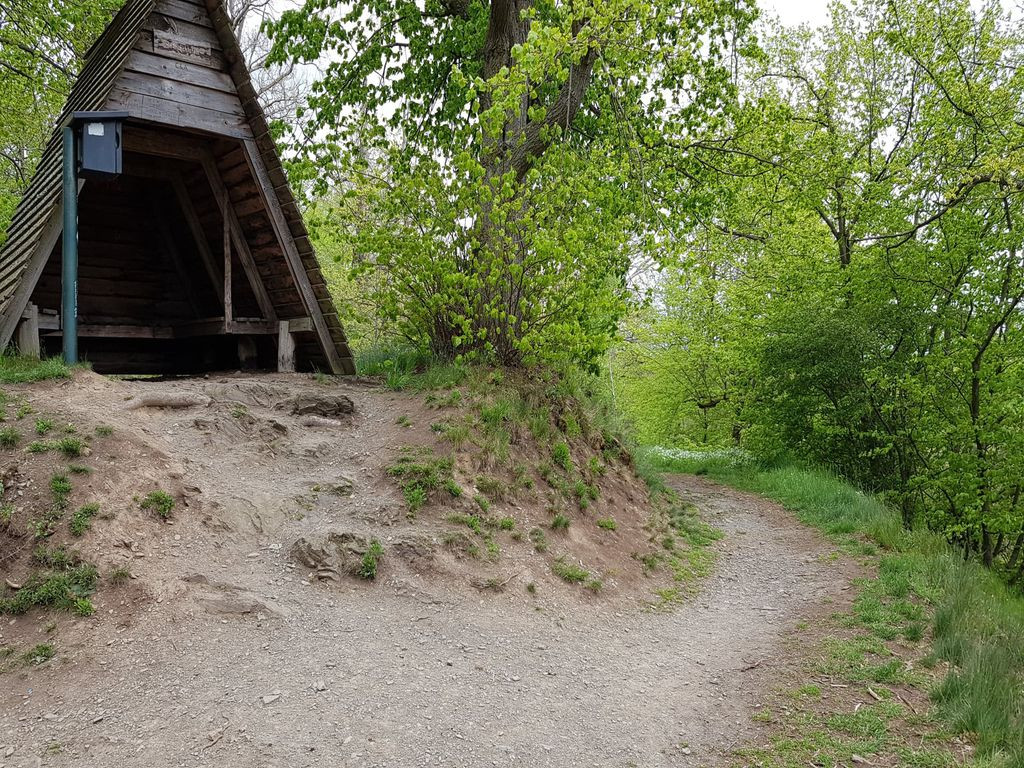Shelter Verlobungsurne