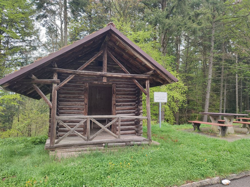 Shelter near L 350