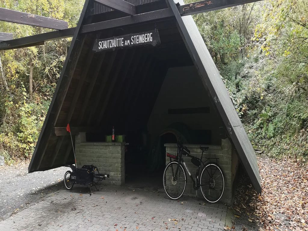 Schutzhütte Ostwig / Am Steinberg