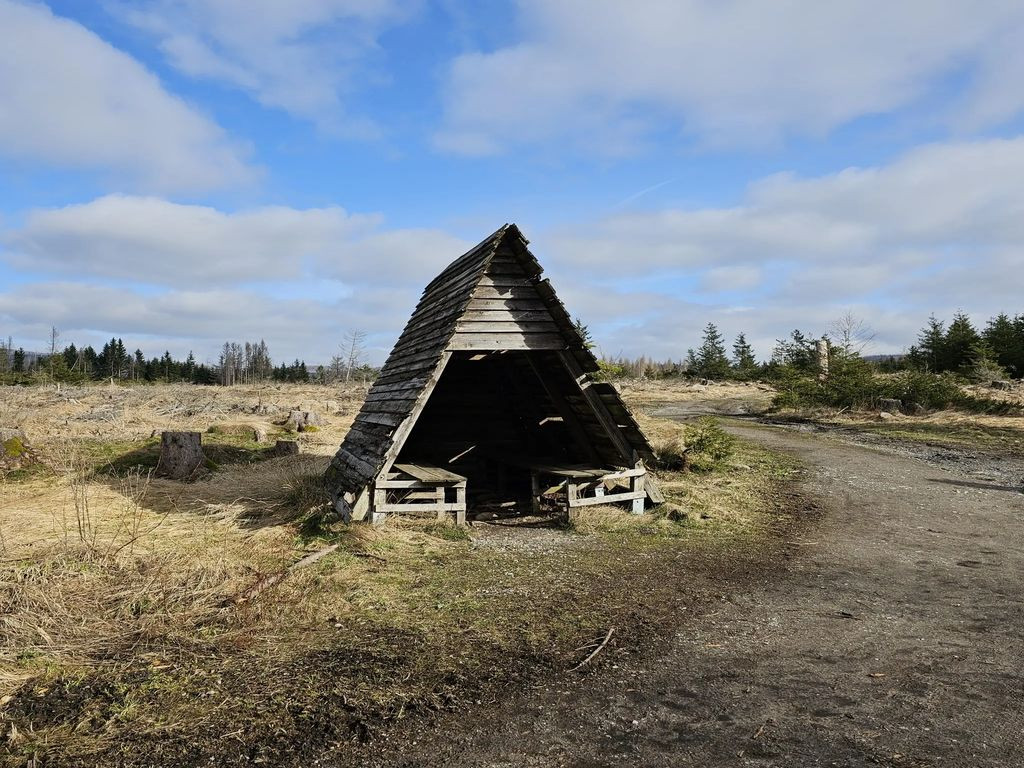 38879 - Schutzhütte Scherstorklippe