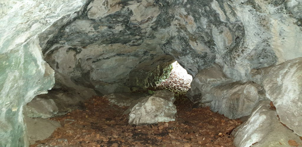 Cave Zum Alten Backofen