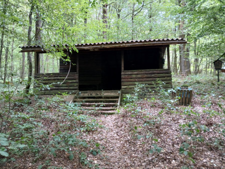 Shelter near In der Brombach