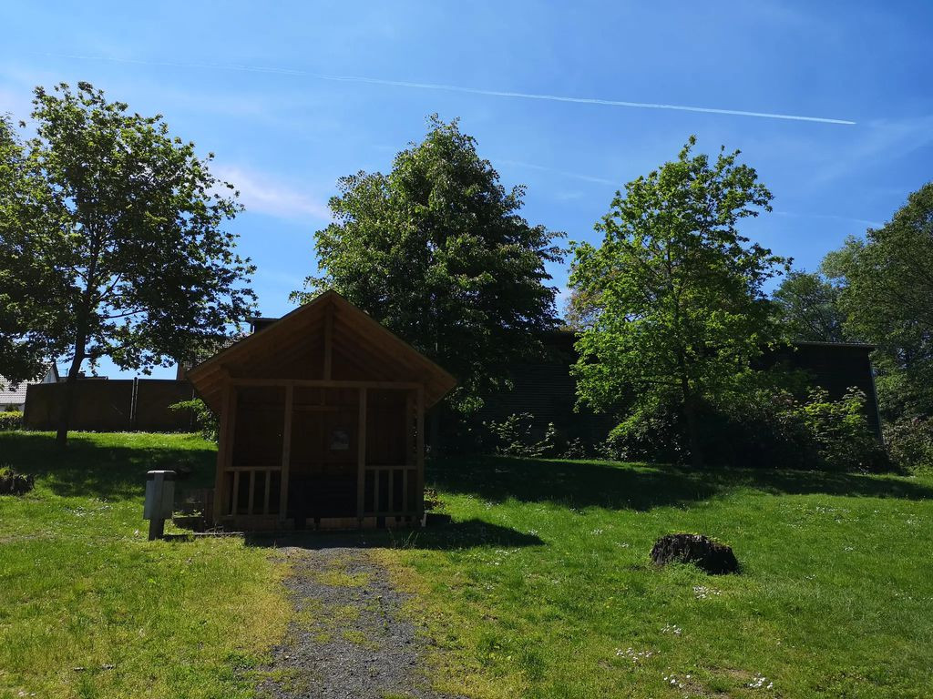 Shelter near Im Rosenberg