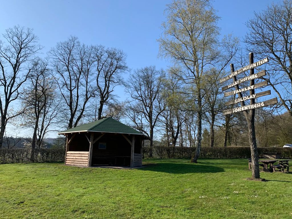 Schutzhütte Reiler Hals / Moselsteighütte