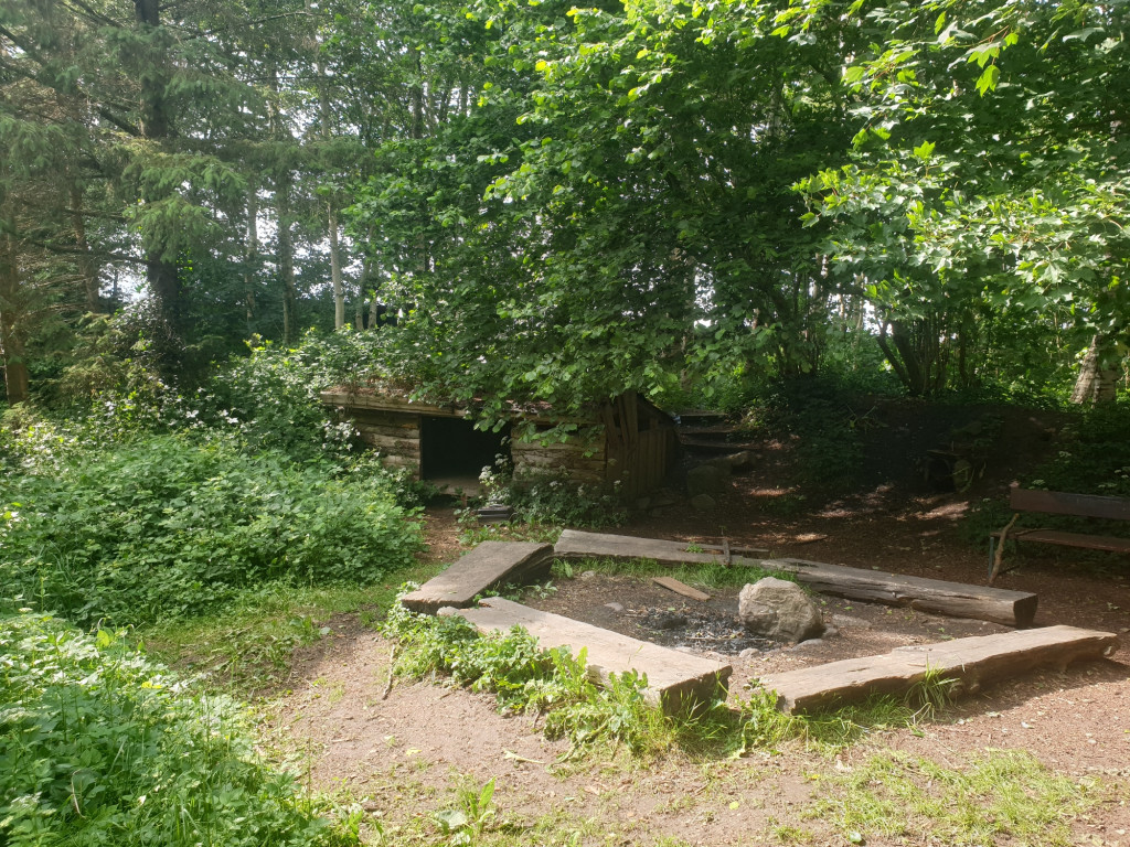 Lean-To shelter Husby - Wildes SH
