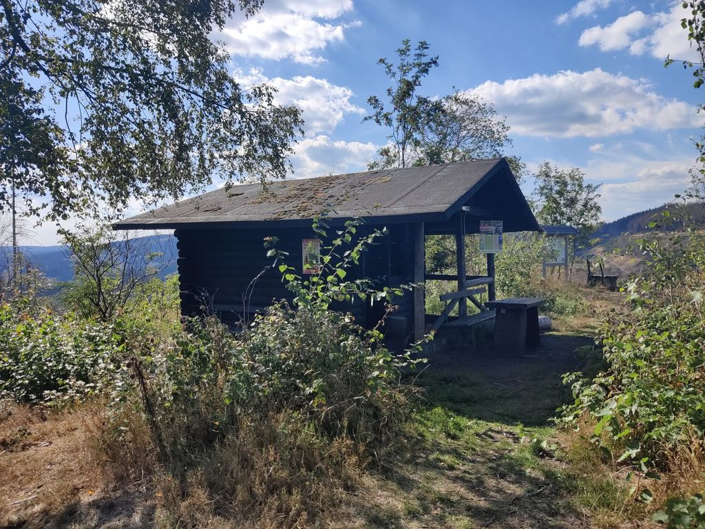 38644 - Hallesche Hütte