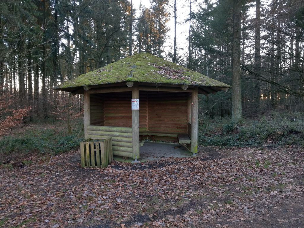 Lunch shelter near B 258