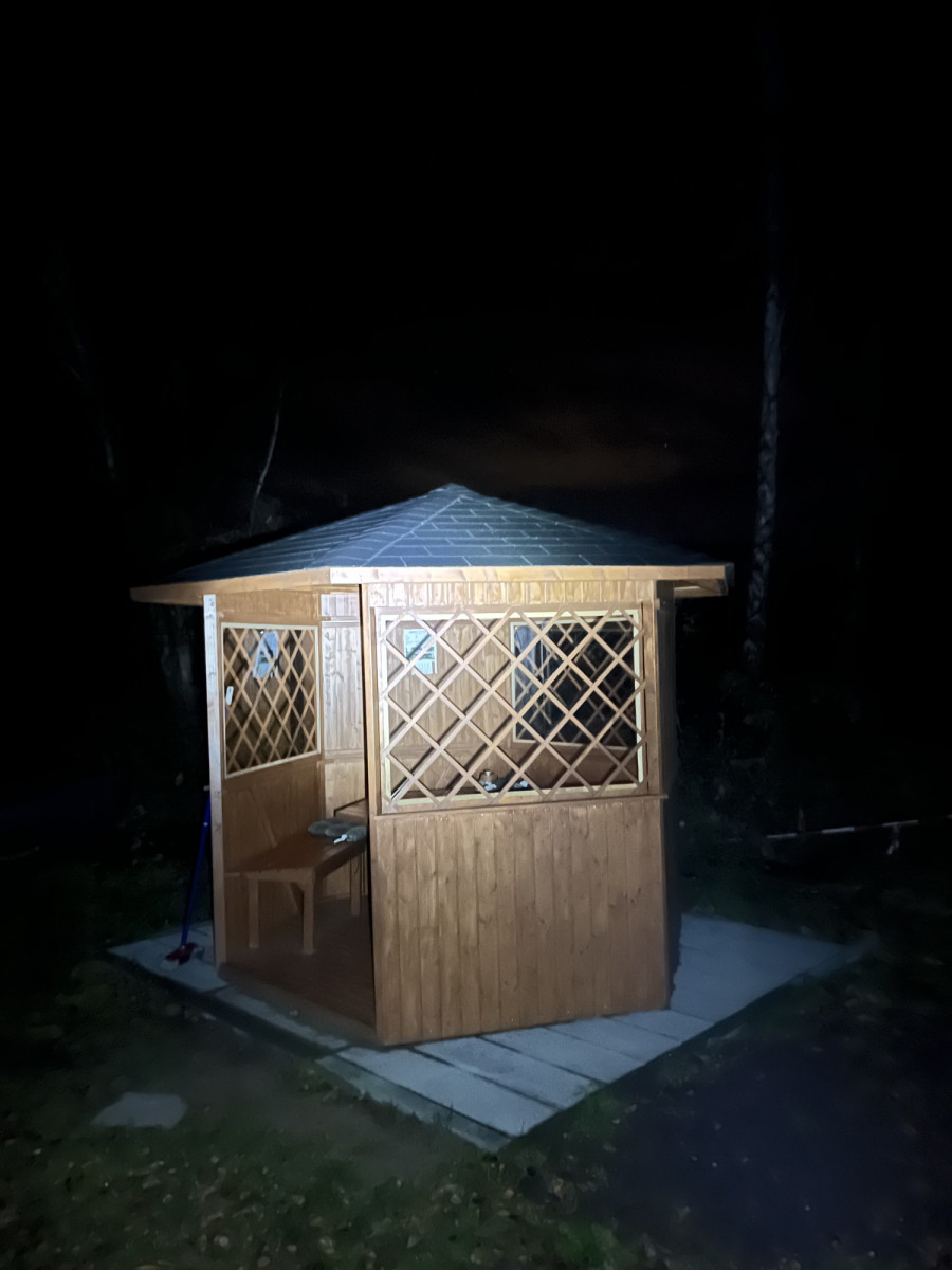 Lunch shelter near Am Mühlenberg