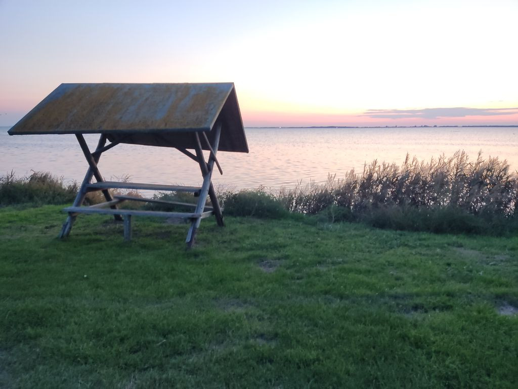 Seating at the beach of Retelitz