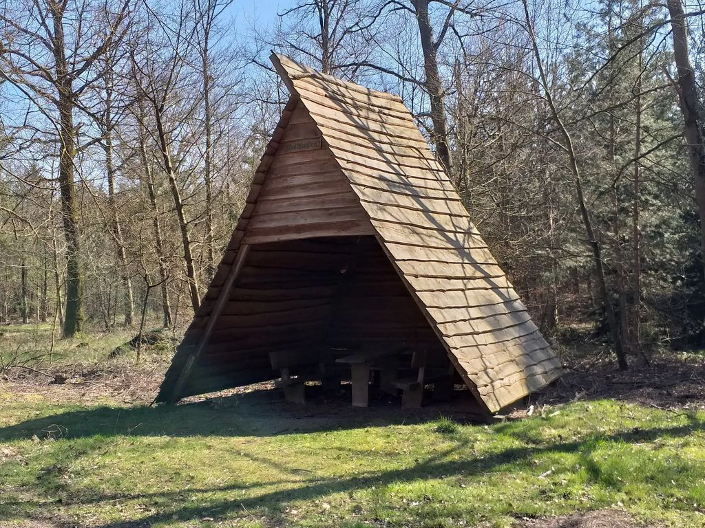 lean-to