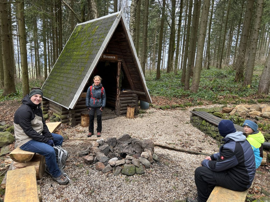 Am Brunnen Schutzhütte