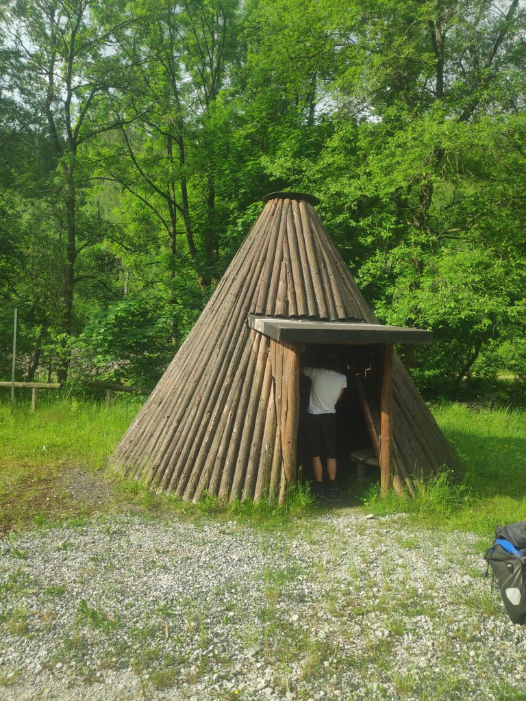Shelter near Hindenburgstraße