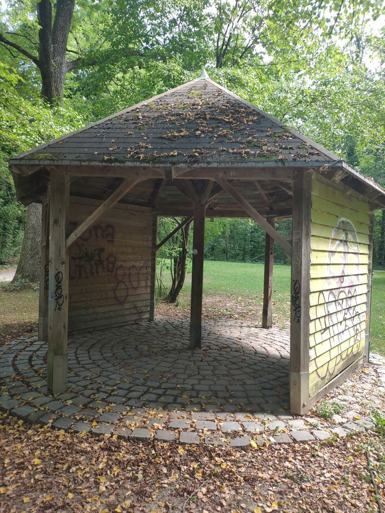 Small hut