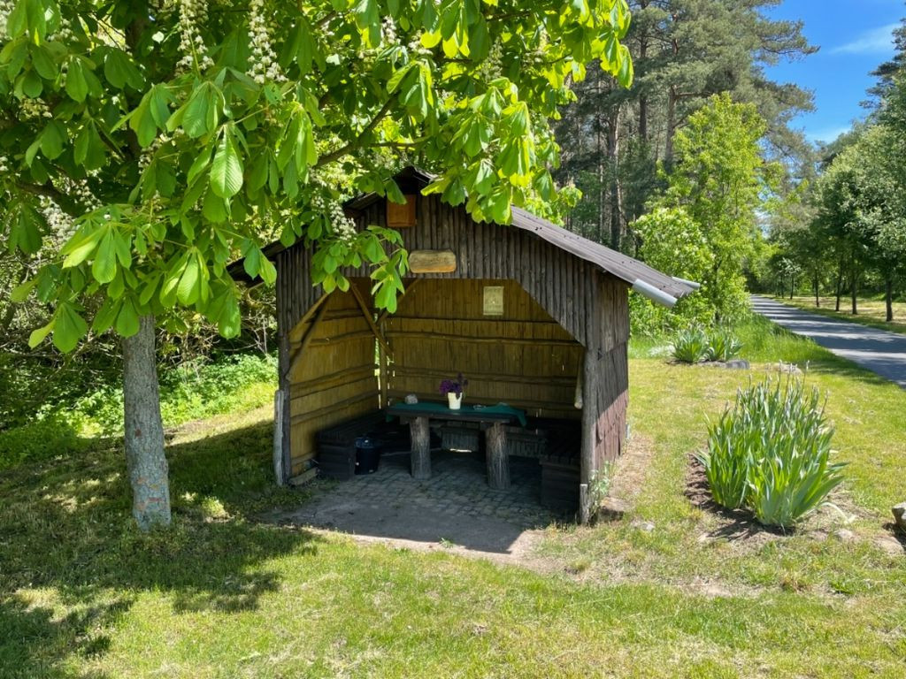 Lean-to