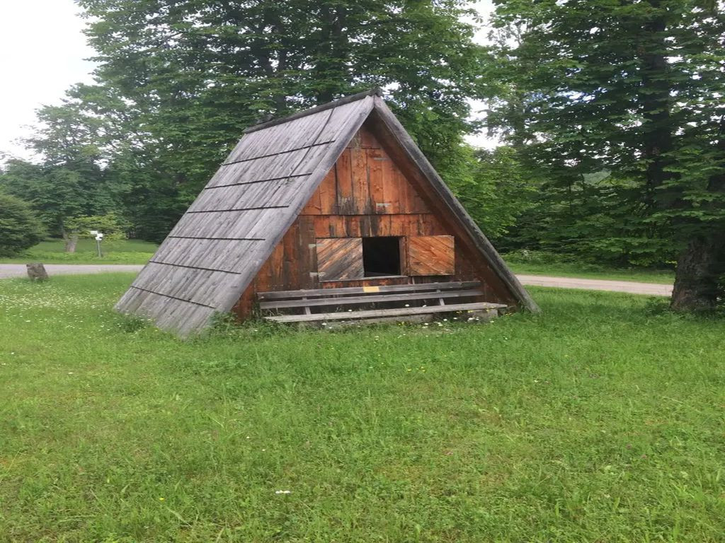 Sitzbankhütte