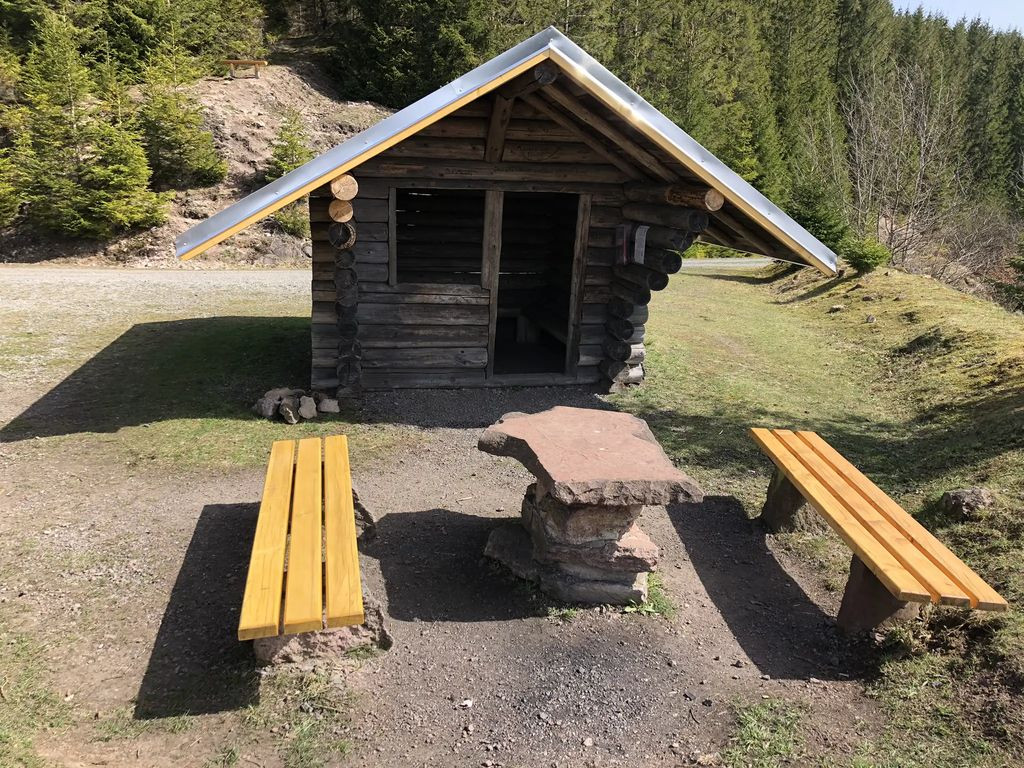 99897 - Schutzhütte mit Aussicht